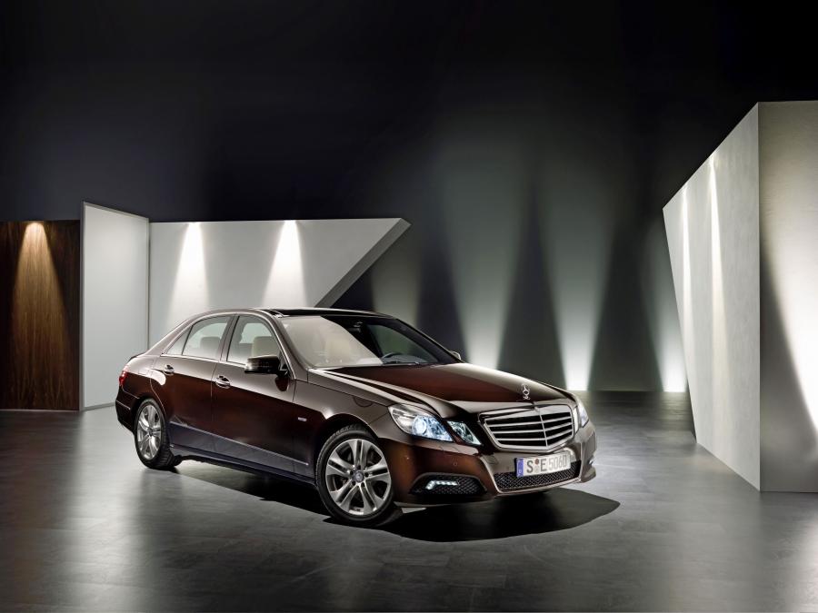  Mercedes-Benz E-Class 2010 года  (фото 87 из 128)